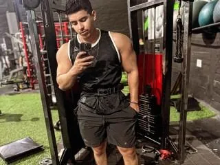 JYMMCRUZZ profilbild på webbkameramodell