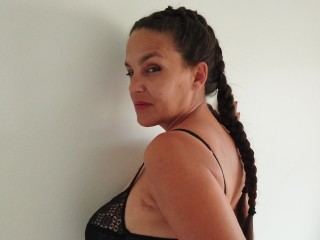 Manuelatousdoux cam model profile picture 