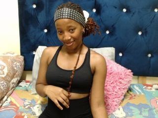 NaughtyAmandaXX cam model profile picture 