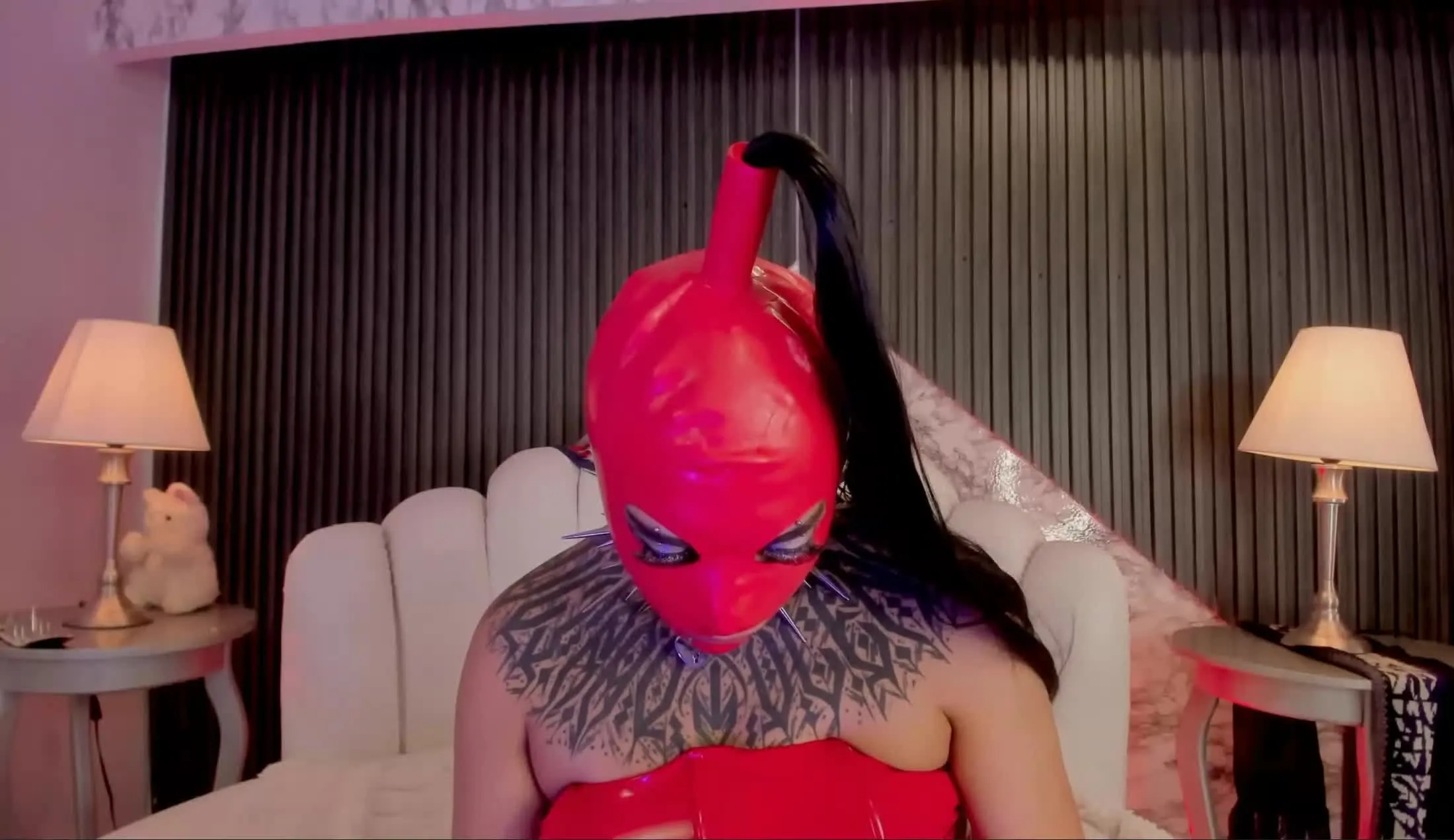 Interprete SadisticDoll Video 1