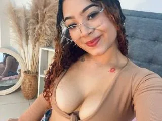 LunaSaennz cam model profile picture