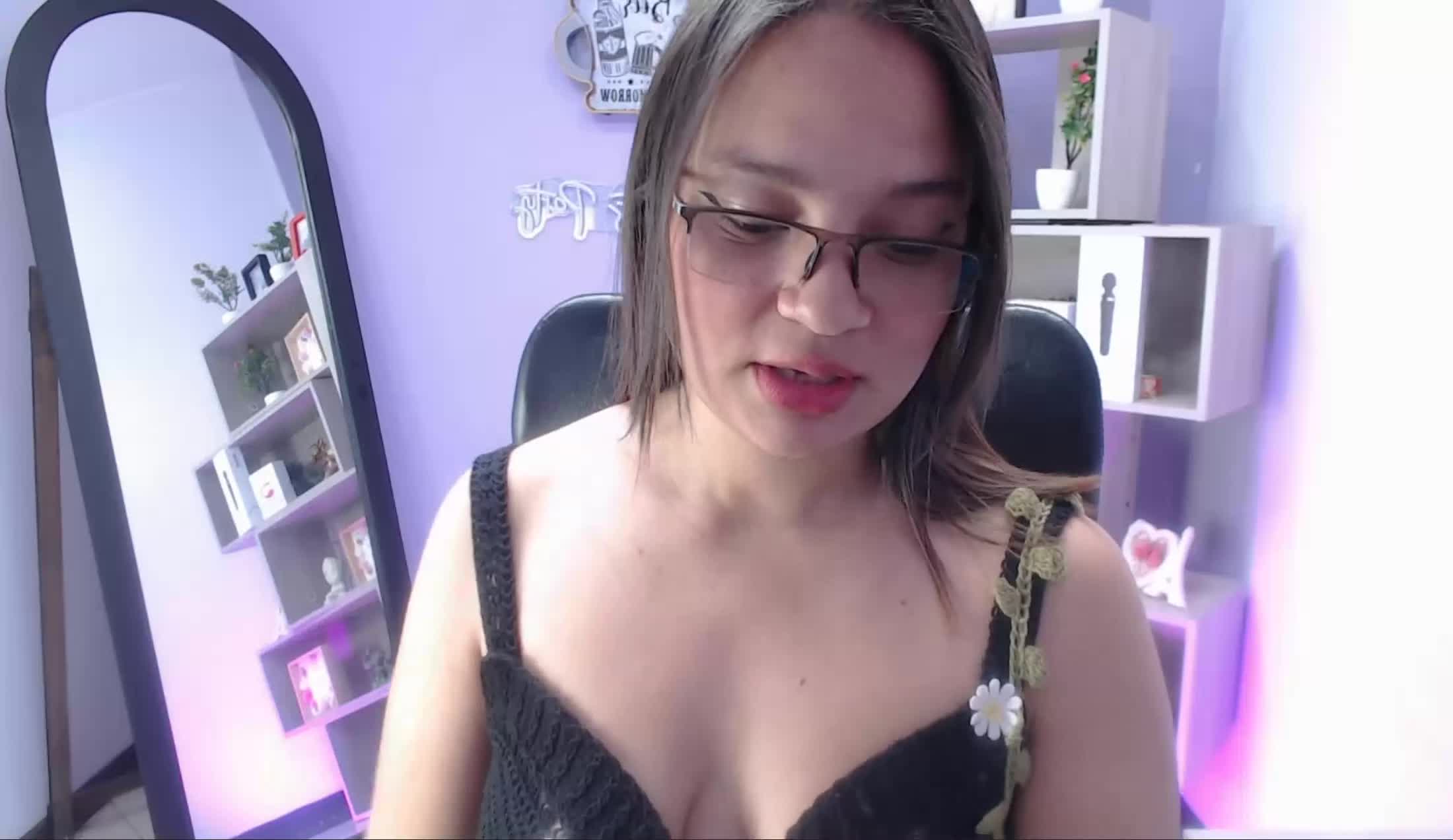 Interprete VickySex69 Video 1