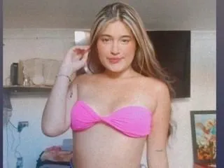 ZoeMontoya profilbild på webbkameramodell