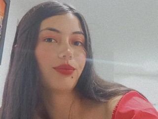 Annystarcs cam model profile picture