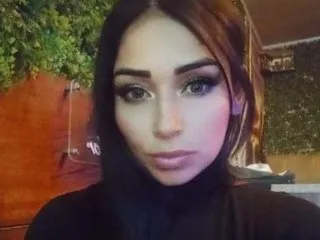 misteresaradia profilbild på webbkameramodell