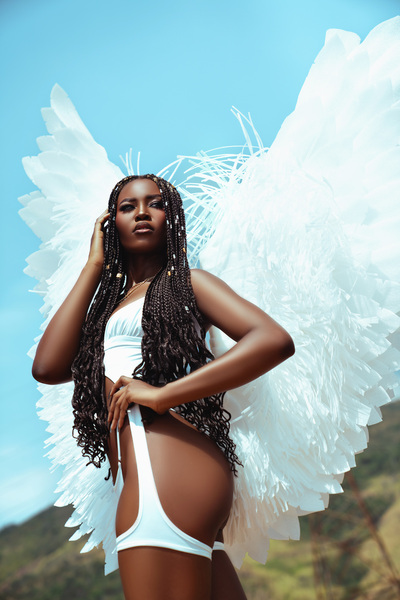 Interprete ElizaJones Foto 10