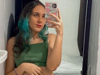 xlunna18 cam model profile picture 