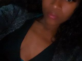 BillionYumi profilbild på webbkameramodell