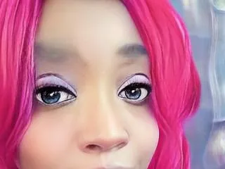 BrandyFine profilbild på webbkameramodell