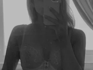 Cherryalexis_21 profilbild på webbkameramodell