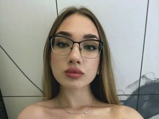 ViktoriaAmour immagine del profilo del modello di cam