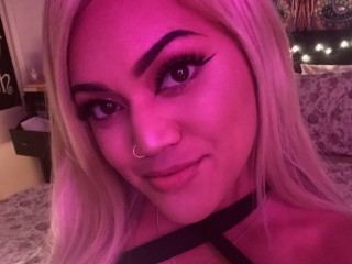 Imagen de perfil de modelo de cámara web de blondetoshi