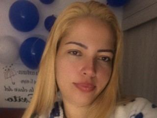 Foto de perfil de modelo de webcam de LAURAMARLYN33 