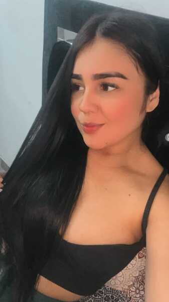 Artista NaylaAdawi Foto 6