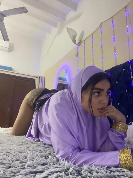 Artista NaylaAdawi Foto 3