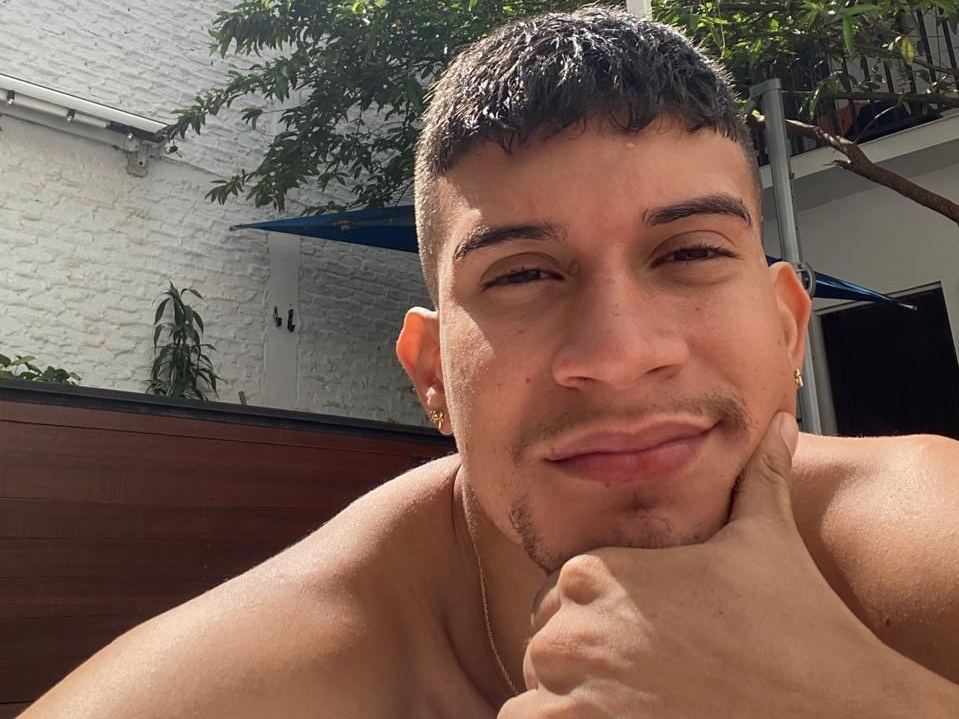 Foto de perfil de modelo de webcam de CristoferKosme 