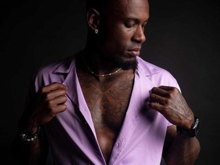 Imagen de perfil de modelo de cámara web de Tyron_Rulers