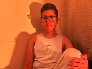 NicoArteaga profilbild på webbkameramodell