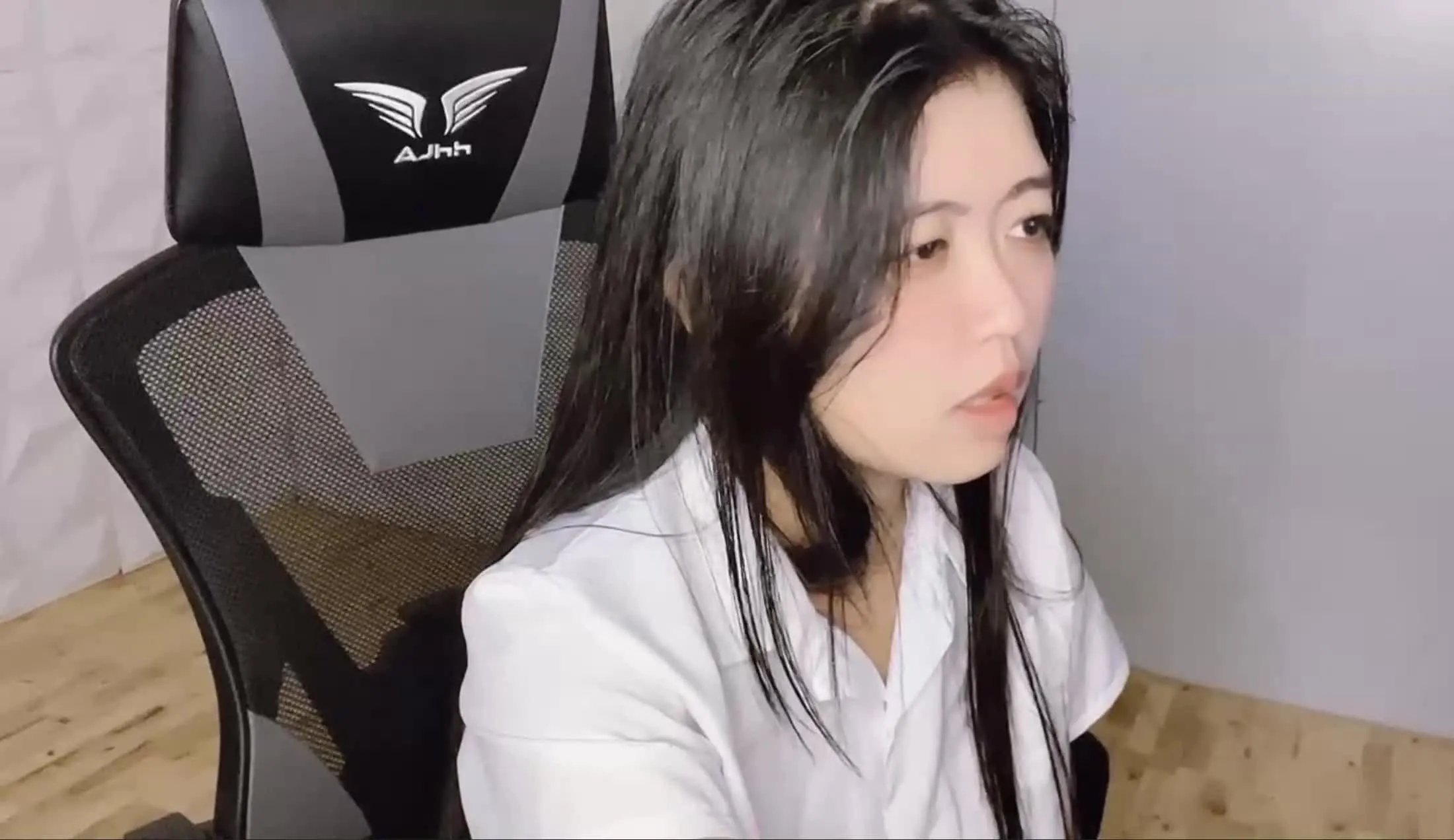 Interprete MyBabe20 Video 1