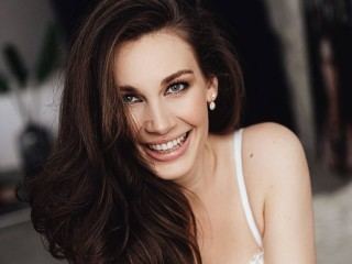 YourJasmin profilbild på webbkameramodell