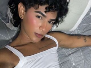 Emma_Llinares204 profielfoto van cam model 