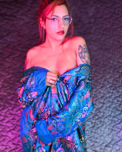 Performer ValeryBonnet Photo 7
