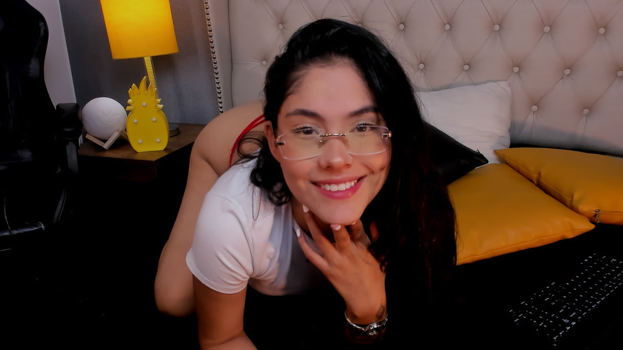 Performer MiaElowen Photo 12