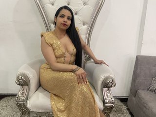 LyaMelly19 profilbild på webbkameramodell