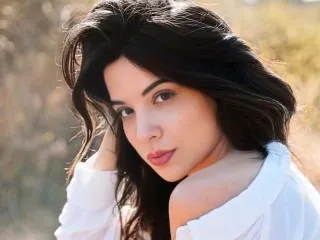 MiaCherryXX cam model profile picture