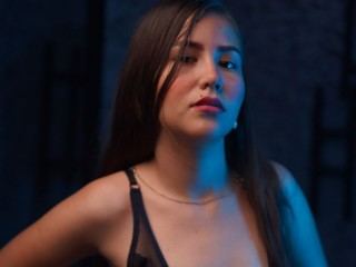 Imagen de perfil de modelo de cámara web de SashaRuiiz