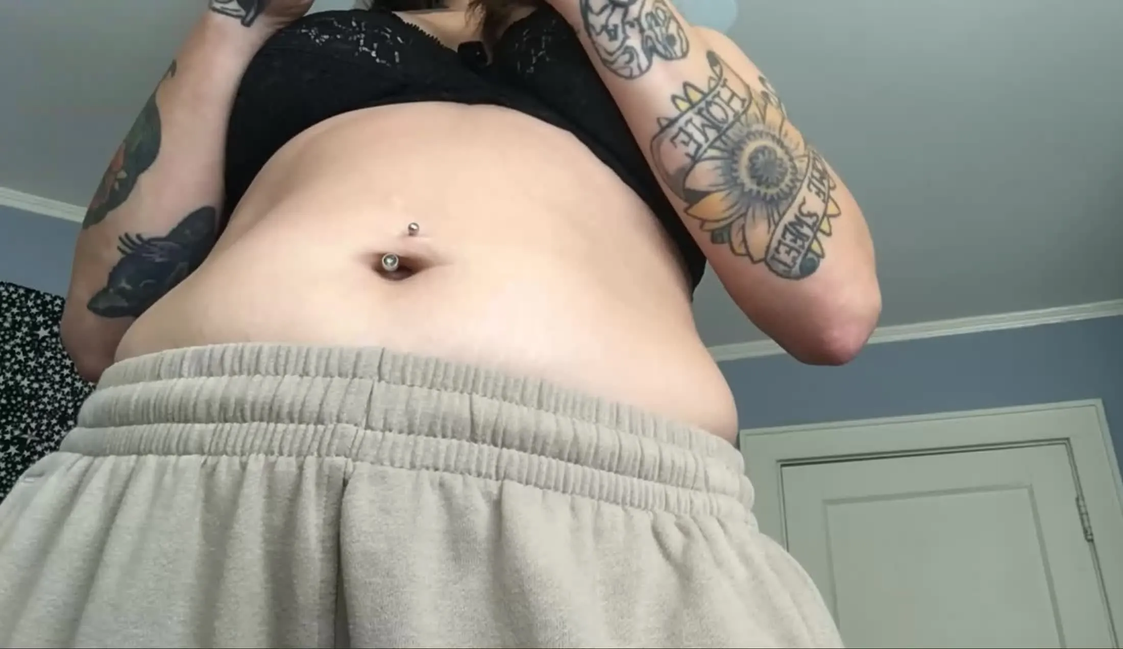 Interprete RaquelWhips Video 1