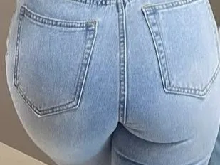 Elly49 profilbild på webbkameramodell