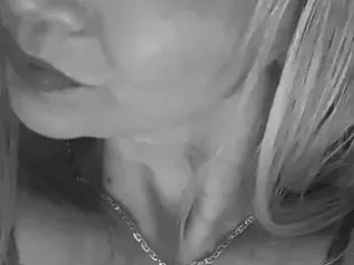 Elly49