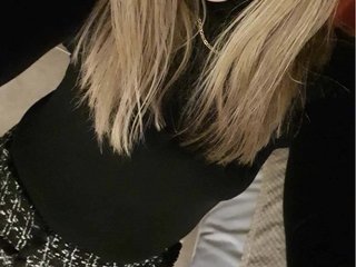 Foto de perfil de modelo de webcam de Elly49