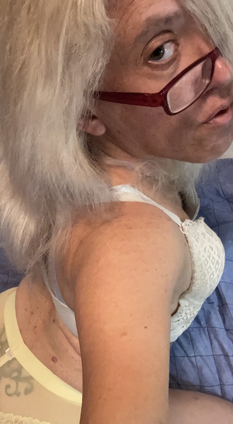 Artista TrixxyAnne Foto 2