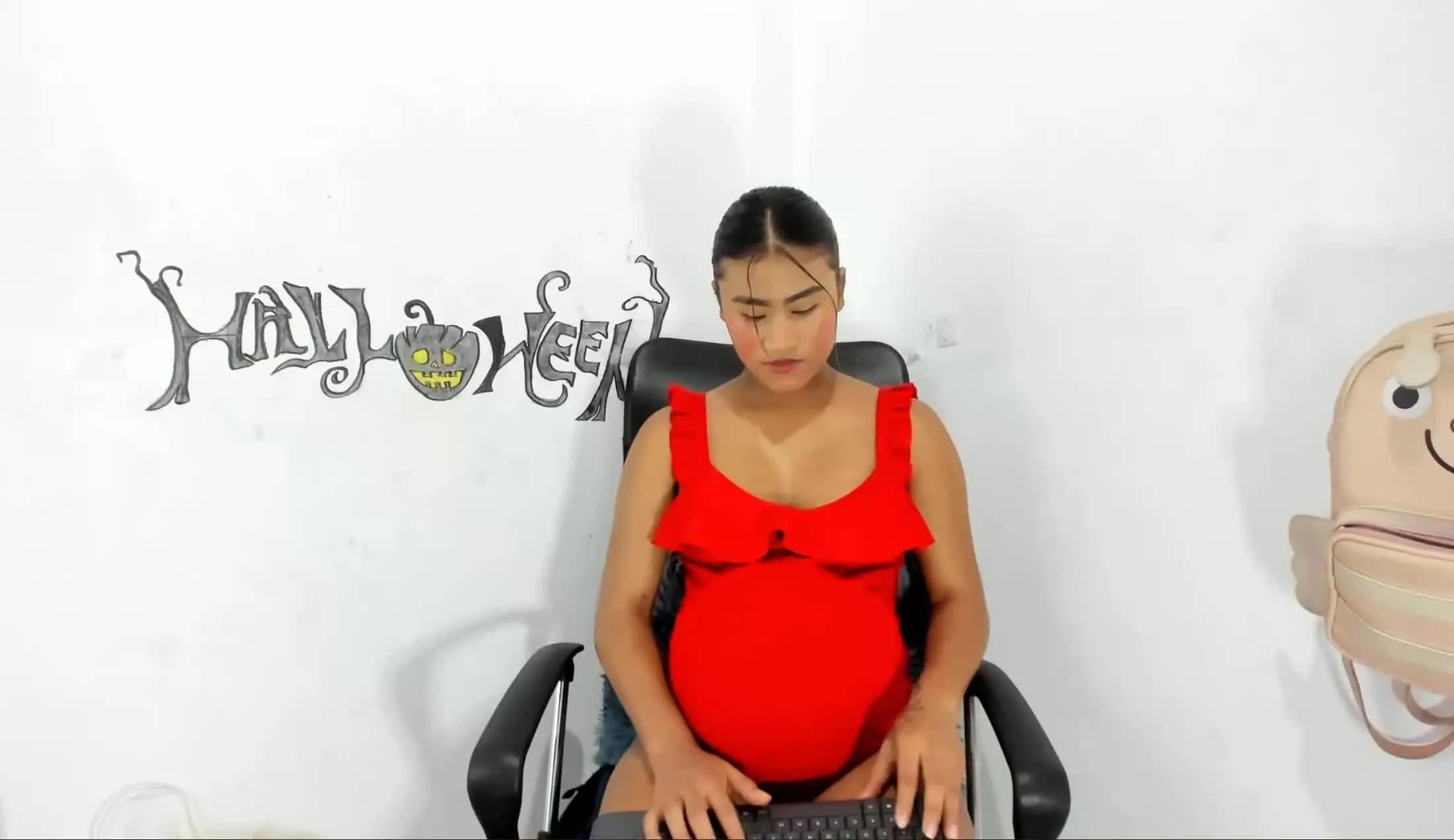 Artist CanelaSanz Video 2