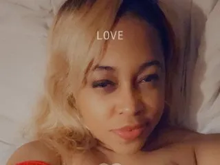 SweetRedPeach Profilbild des Cam-Modells