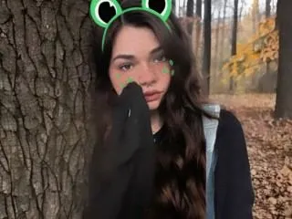Crystalkingss cam model profile picture