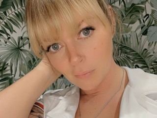 Blonde_flirty_lola immagine del profilo del modello di cam