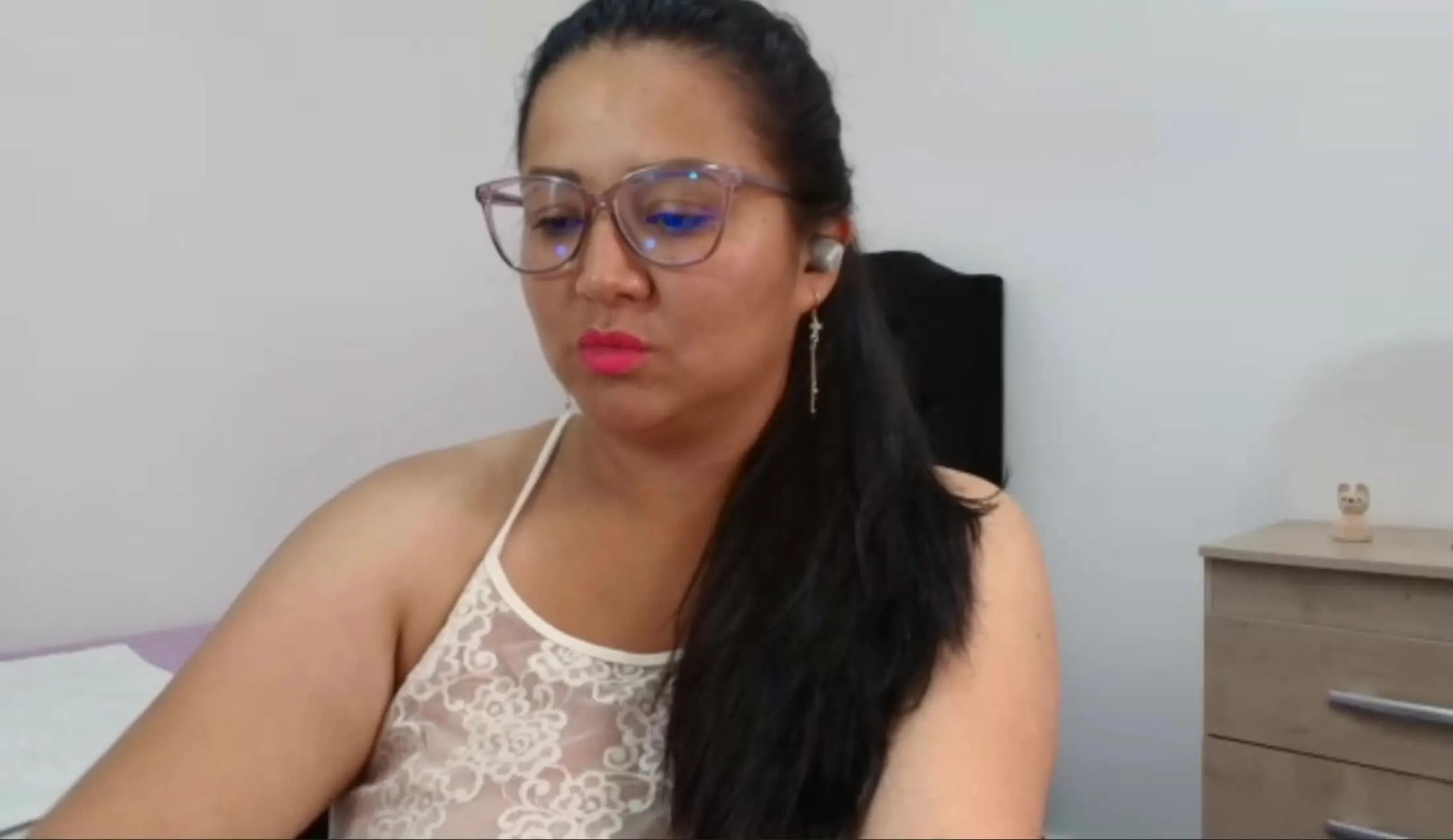 Artist Phillipa Video 1