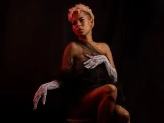 luth912 cam model profile picture