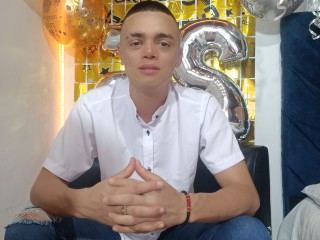 Foto de perfil de modelo de webcam de mathias96 