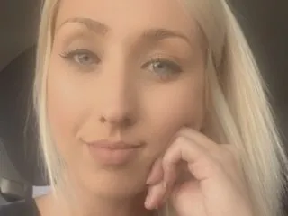 k8thegr_88 immagine del profilo del modello di cam