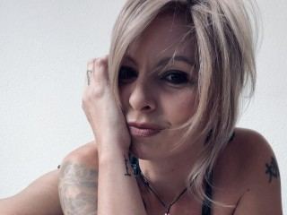 EmmaCrow profielfoto van cam model