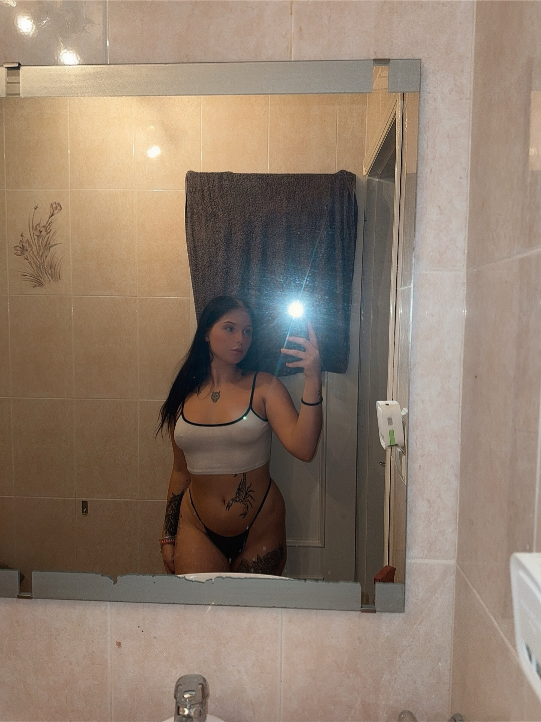 Interprète EroticRosieX Photo 2