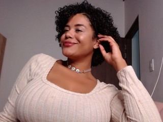 Image de profil du modèle de webcam Sheila_makano