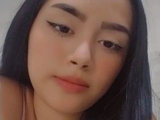 chiky_lokura cam model profile picture 