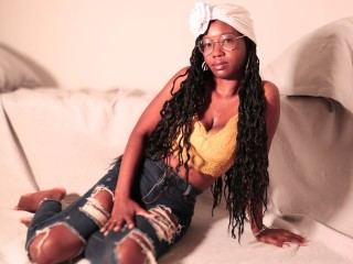 Ninna_Black cam model profile picture 