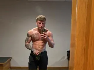 Image de profil du modèle de webcam Prettyboy4000