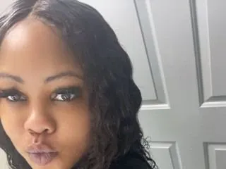 MonaeLick profielfoto van cam model